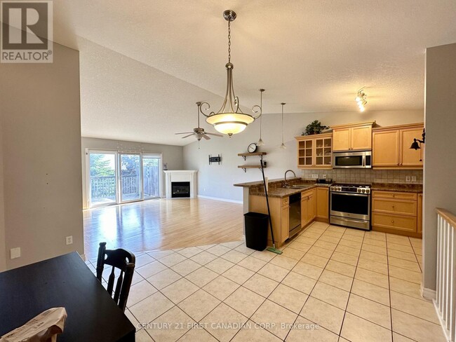 943 Whetherfield St in London, ON - Building Photo - Building Photo