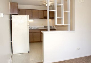 Glen Arms Apartments in Westland, MI - Building Photo - Interior Photo