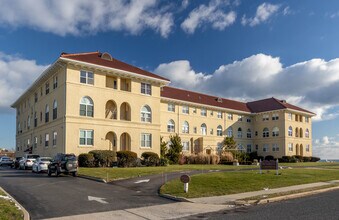 Deal Ocean Condos in Deal, NJ - Foto de edificio - Building Photo