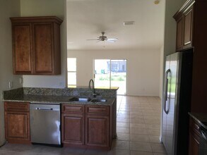 632 SW Granadeer St in Port St. Lucie, FL - Building Photo - Building Photo