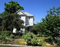 1372 S 300 E, Unit down