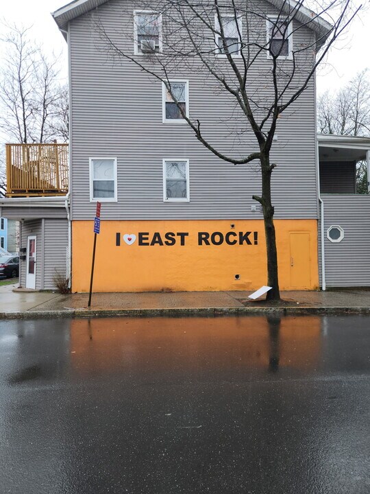 34 Nash St, Unit 2 in New Haven, CT - Building Photo