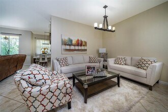10941 Bitternut Hickory Ln in Boynton Beach, FL - Foto de edificio - Building Photo
