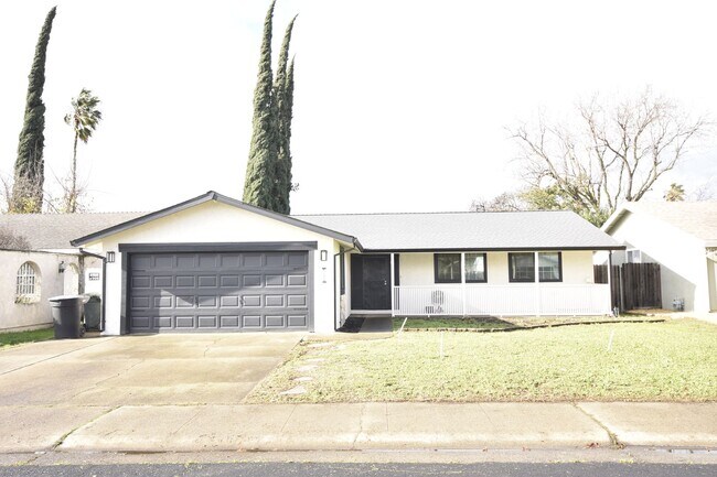 property at 1208 Glenbrook Ave