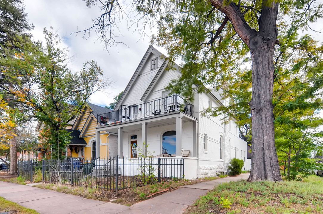 58 W 1st Ave in Denver, CO - Foto de edificio