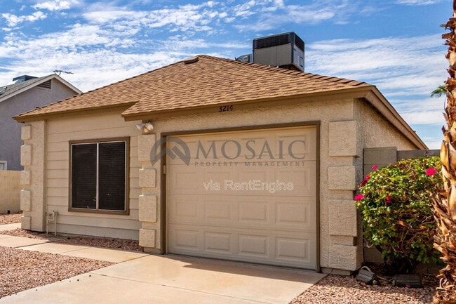 3214 N Ash Dr in Chandler, AZ - Building Photo - Building Photo