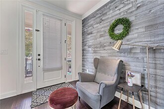 7555 Scarlet Dr in Alpharetta, GA - Building Photo - Building Photo