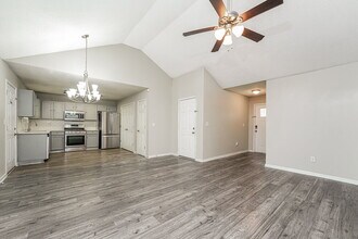 2404 Rambling Way in Lithonia, GA - Building Photo - Building Photo
