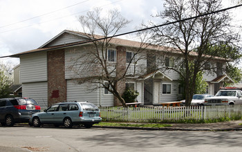 3804-3814 SE 54th Ave in Portland, OR - Building Photo - Building Photo