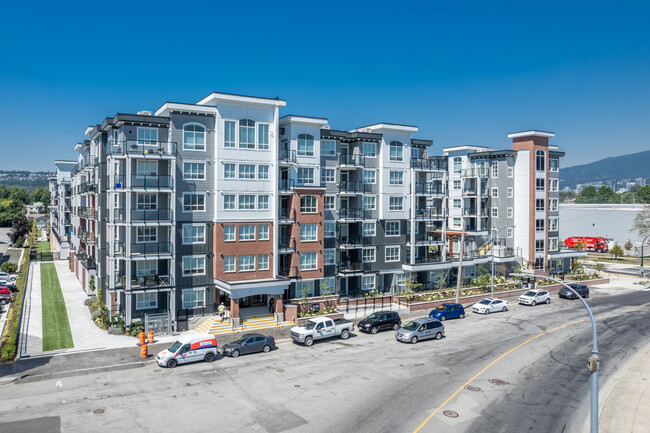 Montrose Square in Port Coquitlam, BC - Building Photo - Building Photo