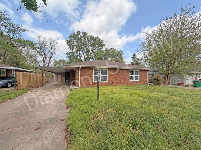 property at 2015 E Page St