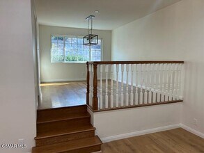 299 Siesta Ave in Thousand Oaks, CA - Building Photo - Building Photo