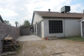 4398 Bramblewood St in Las Vegas, NV - Building Photo - Building Photo