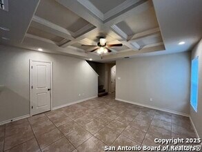 7006 Donovan Wy in San Antonio, TX - Building Photo - Building Photo