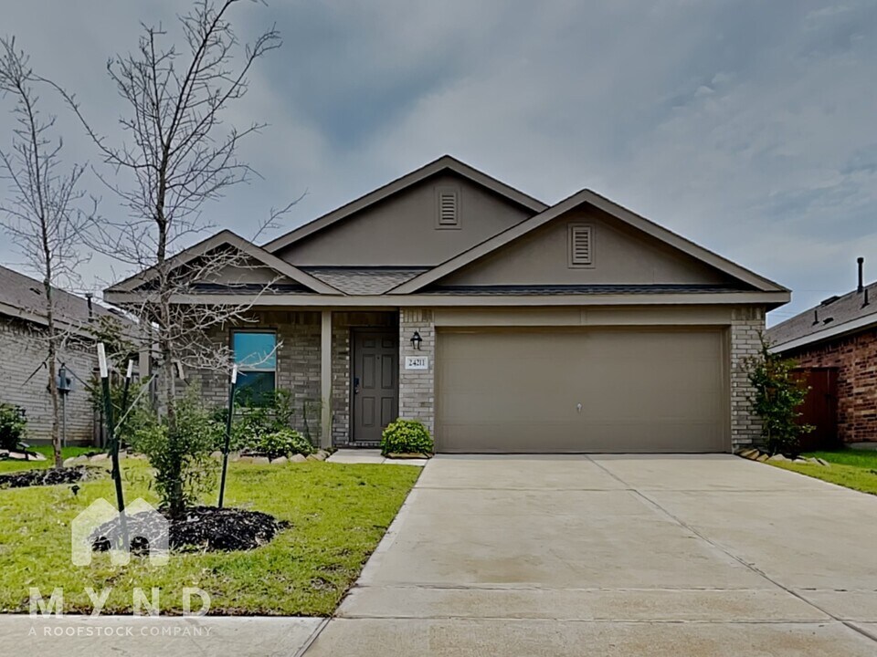 24211 Breckenridge Pass Ln in Hockley, TX - Building Photo