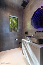 1100 Sandpiper St in Naples, FL - Building Photo - Building Photo