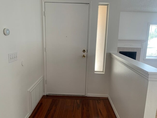 8968 Menkar Rd in San Diego, CA - Building Photo - Building Photo