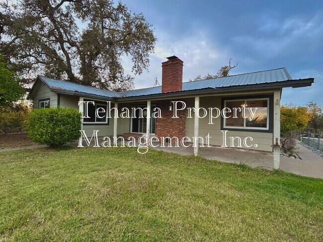 6090 Blatchley Rd in Corning, CA - Building Photo - Building Photo