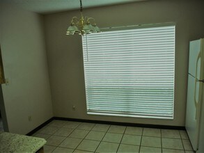 16 Lakewood Park in Ormond Beach, FL - Foto de edificio - Building Photo