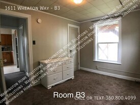 1611 Wheaton Way in Bremerton, WA - Building Photo
