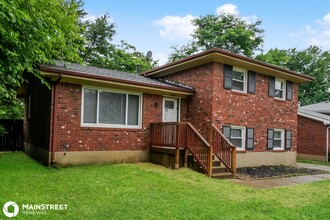 1717 Birchbark Ln in Jeffersonville, IN - Building Photo - Building Photo