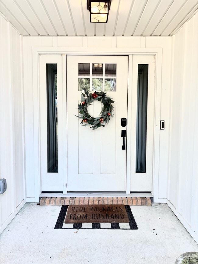 2121 Oakstream Ave in Pensacola, FL - Building Photo - Building Photo