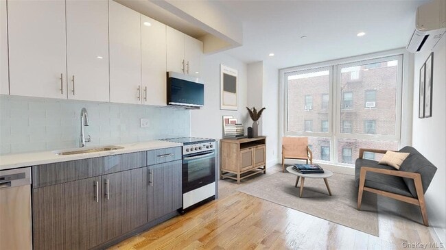 138-28 Queens Blvd, Unit 5B in Queens, NY - Building Photo - Building Photo