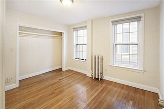 112 White St, Unit 2 in Boston, MA - Building Photo - Building Photo