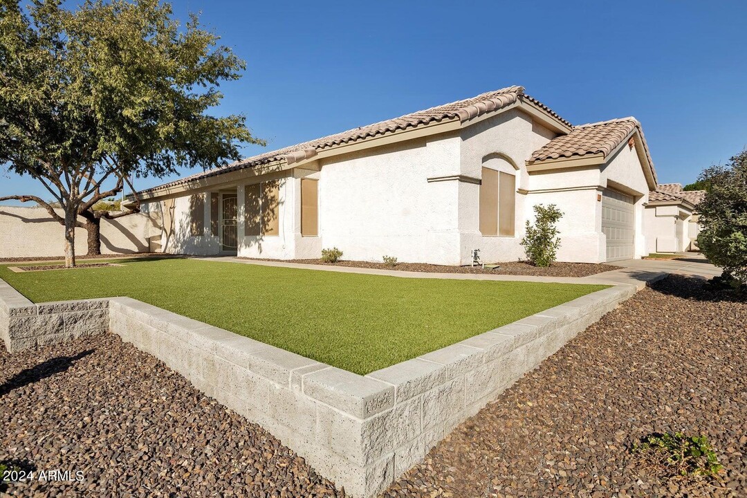 1672 E Gail Dr in Chandler, AZ - Building Photo