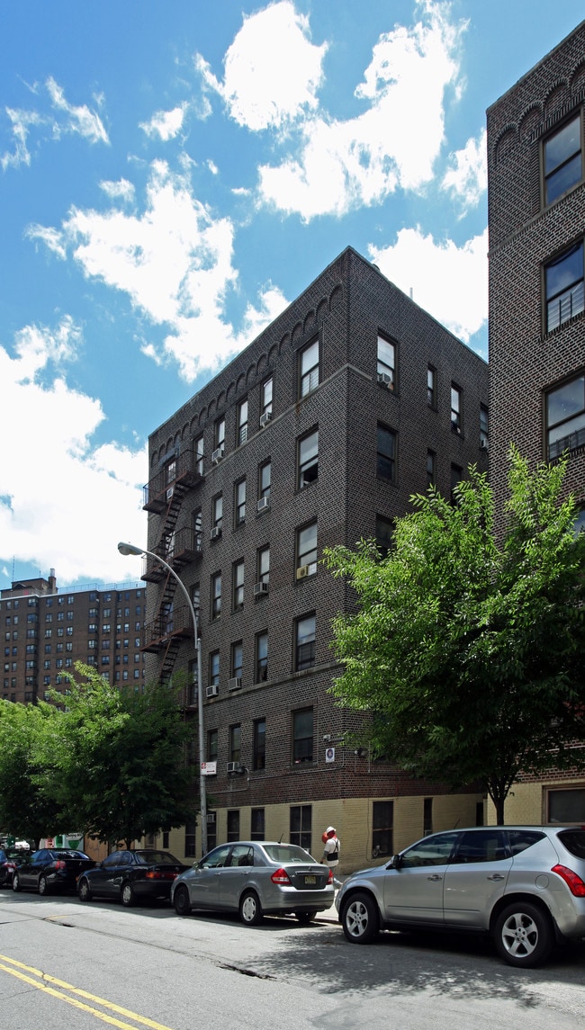 544-550 Academy St in New York, NY - Building Photo - Building Photo