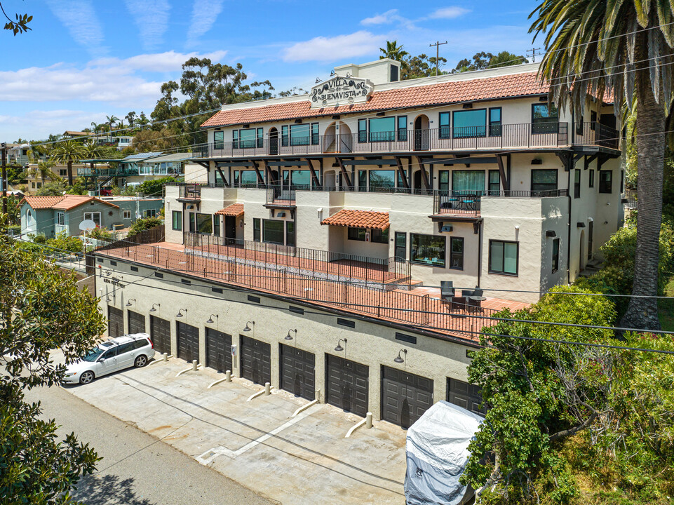 Villa De Buenavista in Ventura, CA - Building Photo