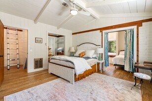 3700 Las Pilitas Rd in Santa Margarita, CA - Building Photo