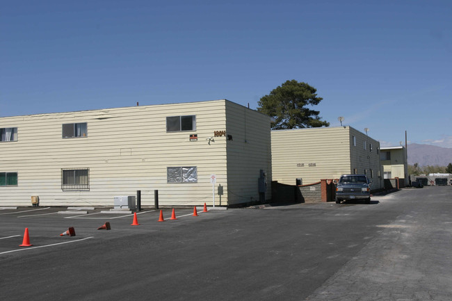 Rancho Arms Apartments in Las Vegas, NV - Foto de edificio - Building Photo