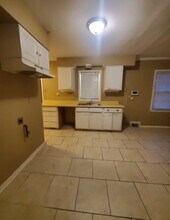 1624 Whitney Ave in Memphis, TN - Building Photo - Building Photo