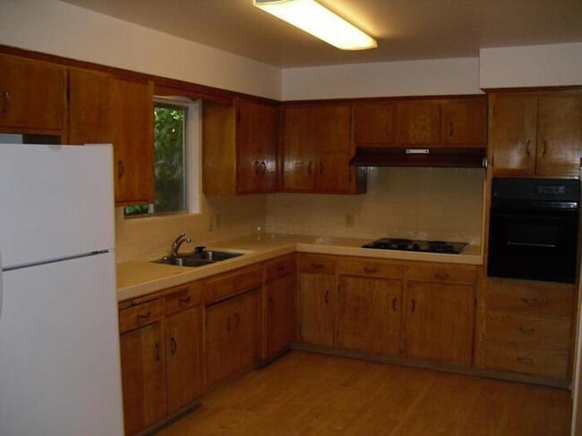 5448 Highview Ln in Citrus Heights, CA - Foto de edificio - Building Photo