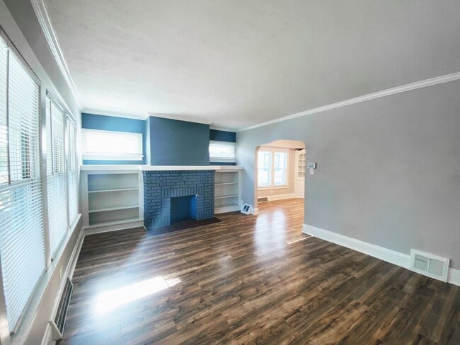 3586 Chelton Rd in Shaker Heights, OH - Building Photo - Building Photo