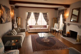 4191 Angeles Vista Blvd in View Park, CA - Building Photo - Building Photo