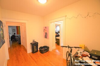 46 Park Vale Ave, Unit 4 in Boston, MA - Foto de edificio - Building Photo