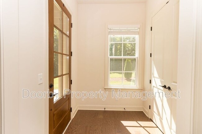 6908 Roberta Ln in Chattanooga, TN - Building Photo - Building Photo