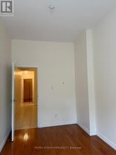 413 Spadina Ave. in Toronto, ON - Building Photo - Building Photo