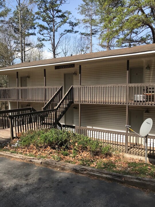 207 Cochran Rd in Clemson, SC - Building Photo