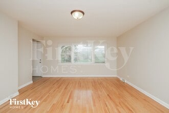 14340 Kenwood Ave in Dolton, IL - Building Photo - Building Photo