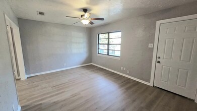 2819 Anzio Dr in Dallas, TX - Building Photo - Building Photo