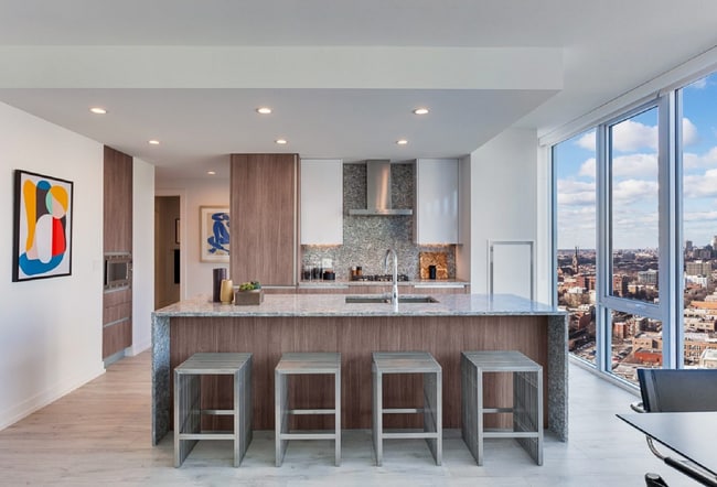 1212 N Wells St, Unit 1501 in Chicago, IL - Building Photo - Building Photo