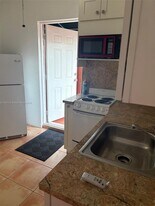 17993 SW 152nd Pl in Miami, FL - Building Photo