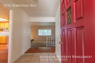 2938 Hempstead Way in Stockton, CA - Building Photo - Building Photo