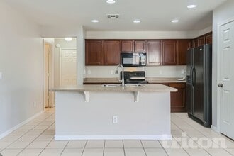 886 W Desert Hills Dr in San Tan Valley, AZ - Building Photo - Building Photo