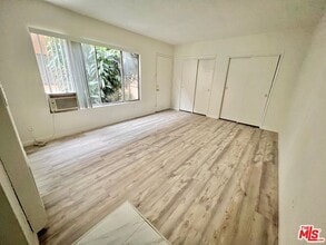 1118 Waterloo St in Los Angeles, CA - Building Photo - Building Photo