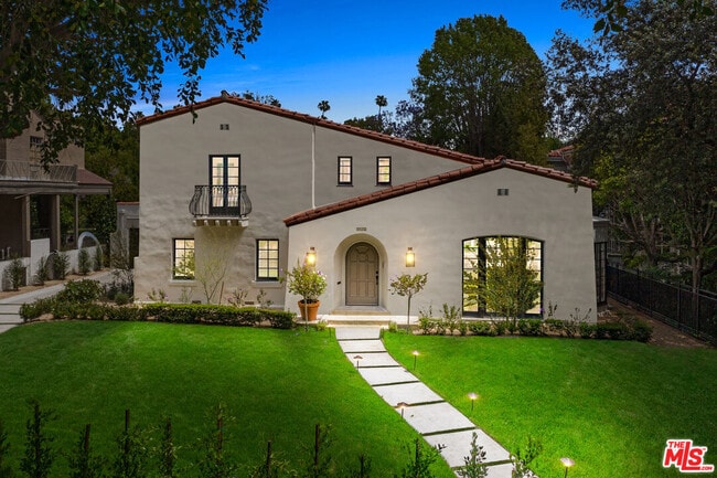 712 N Rodeo Dr in Beverly Hills, CA - Building Photo - Building Photo