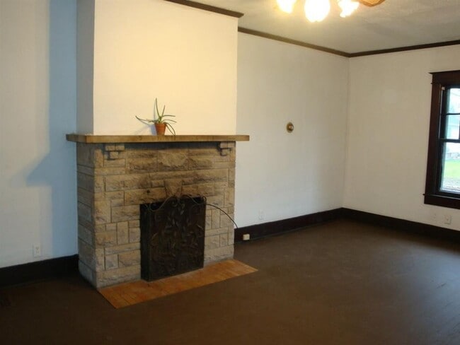 property at 615 N Indiana Ave